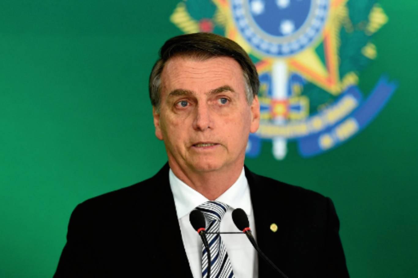 Bolsonaro calls for a national day of fasting and prayer in coronavirus crisis